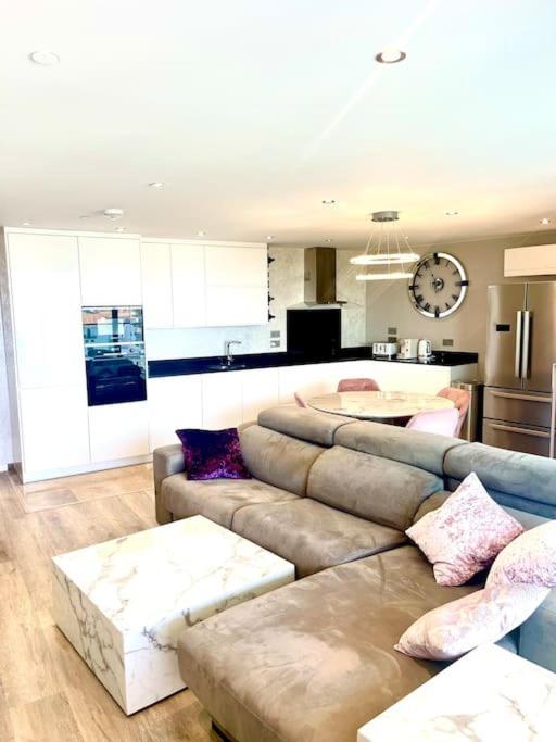 Ocean Village High Floor Luxury Modern Apartment Gibraltar Exteriör bild