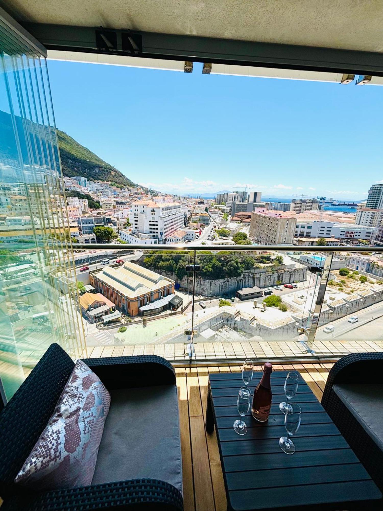 Ocean Village High Floor Luxury Modern Apartment Gibraltar Exteriör bild
