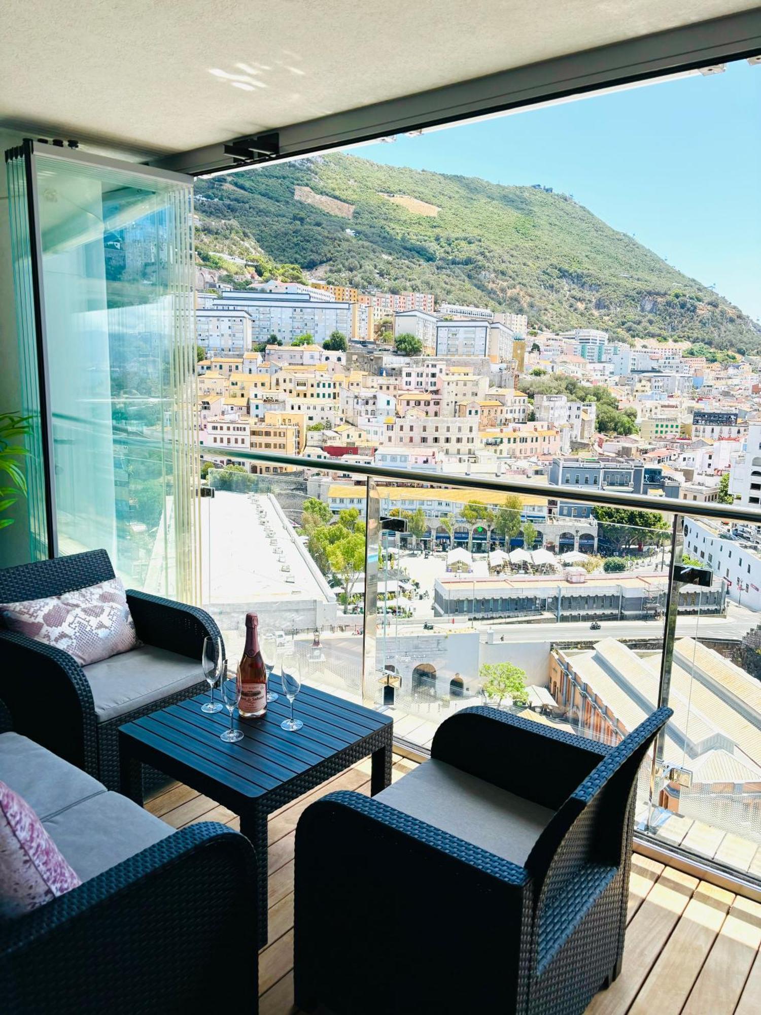 Ocean Village High Floor Luxury Modern Apartment Gibraltar Exteriör bild